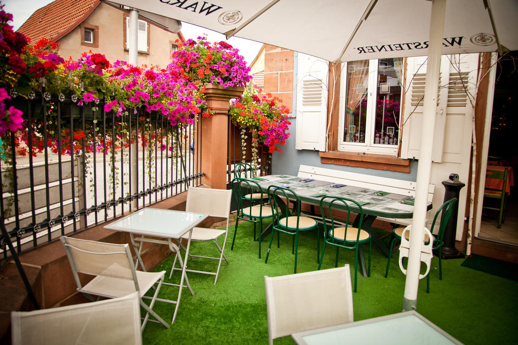 Logis Hotel Aux Comtes De Hanau Ingwiller Dış mekan fotoğraf