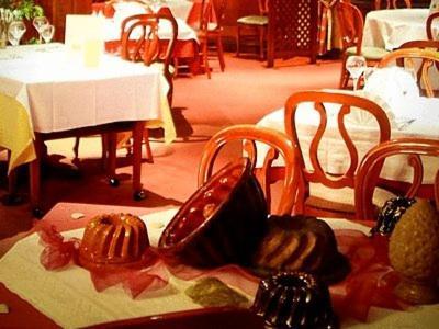 Logis Hotel Aux Comtes De Hanau Ingwiller Dış mekan fotoğraf