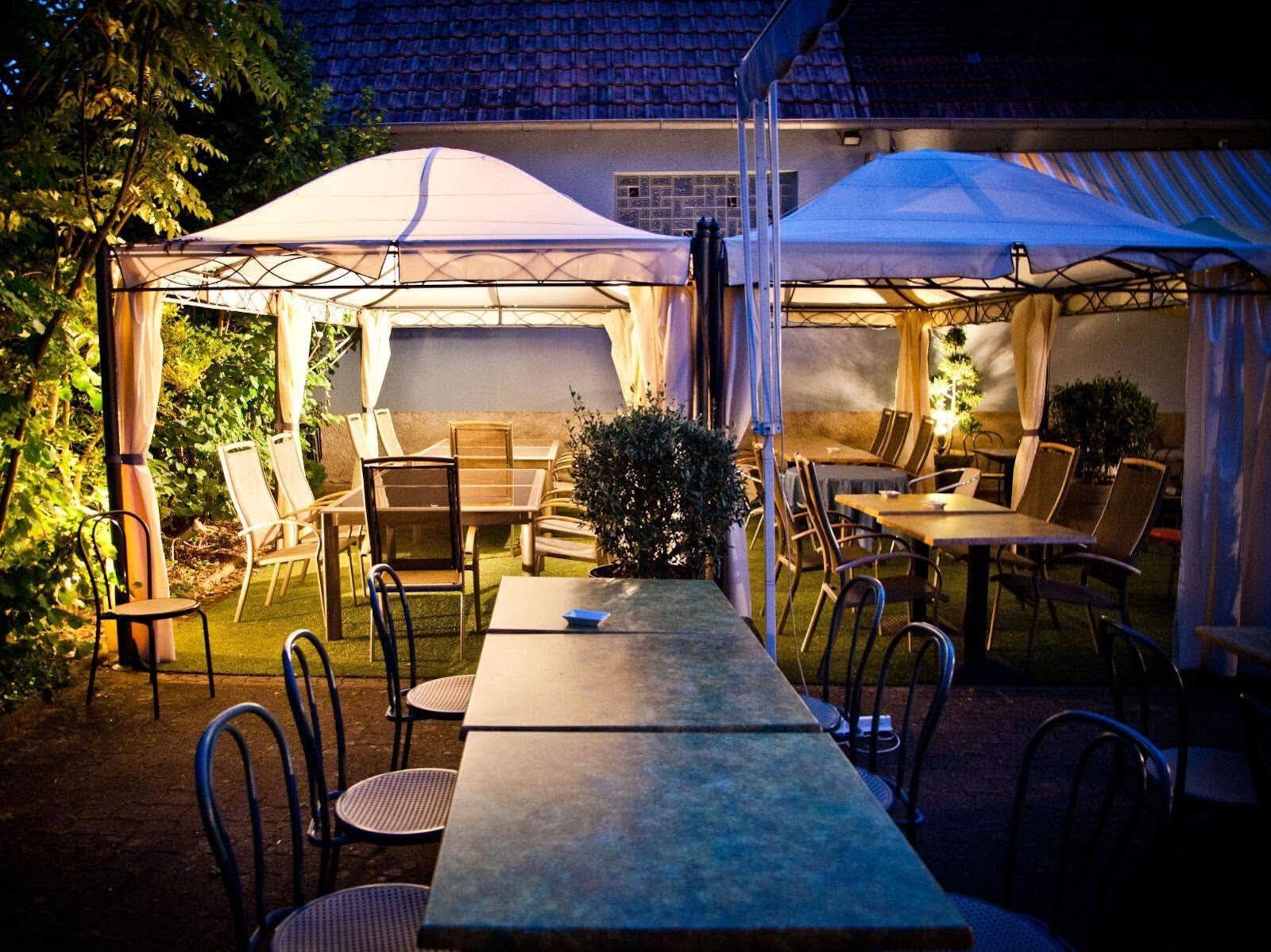 Logis Hotel Aux Comtes De Hanau Ingwiller Dış mekan fotoğraf