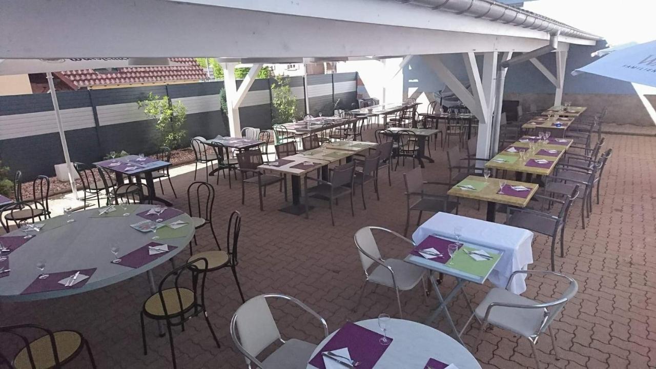 Logis Hotel Aux Comtes De Hanau Ingwiller Dış mekan fotoğraf